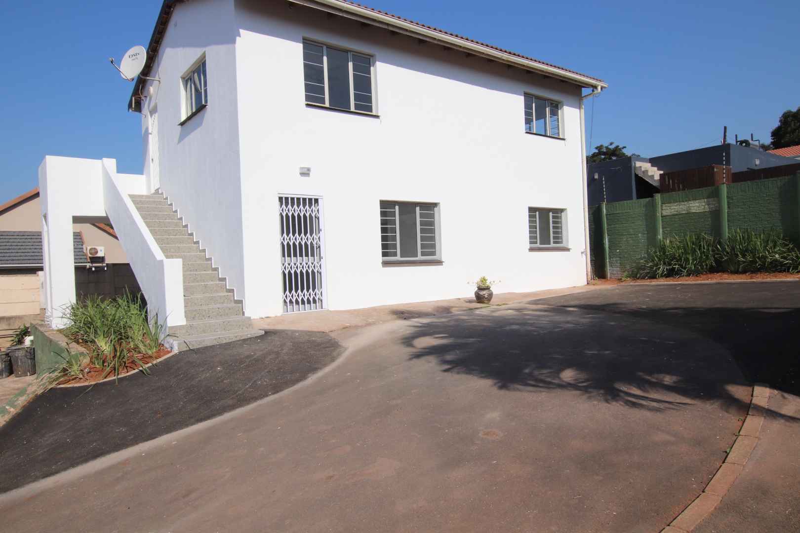 Apartments / flats to rent in Durban North Durban North Property