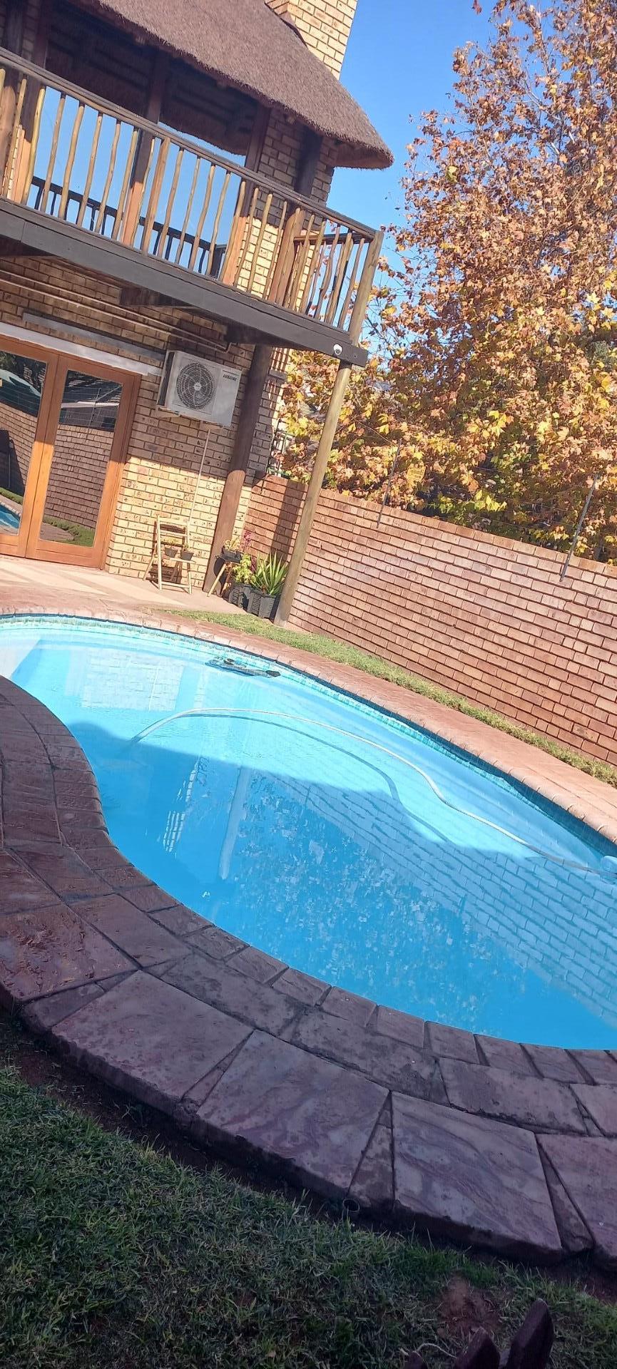 40 Bedroom House for sale in Kathu P24111499222