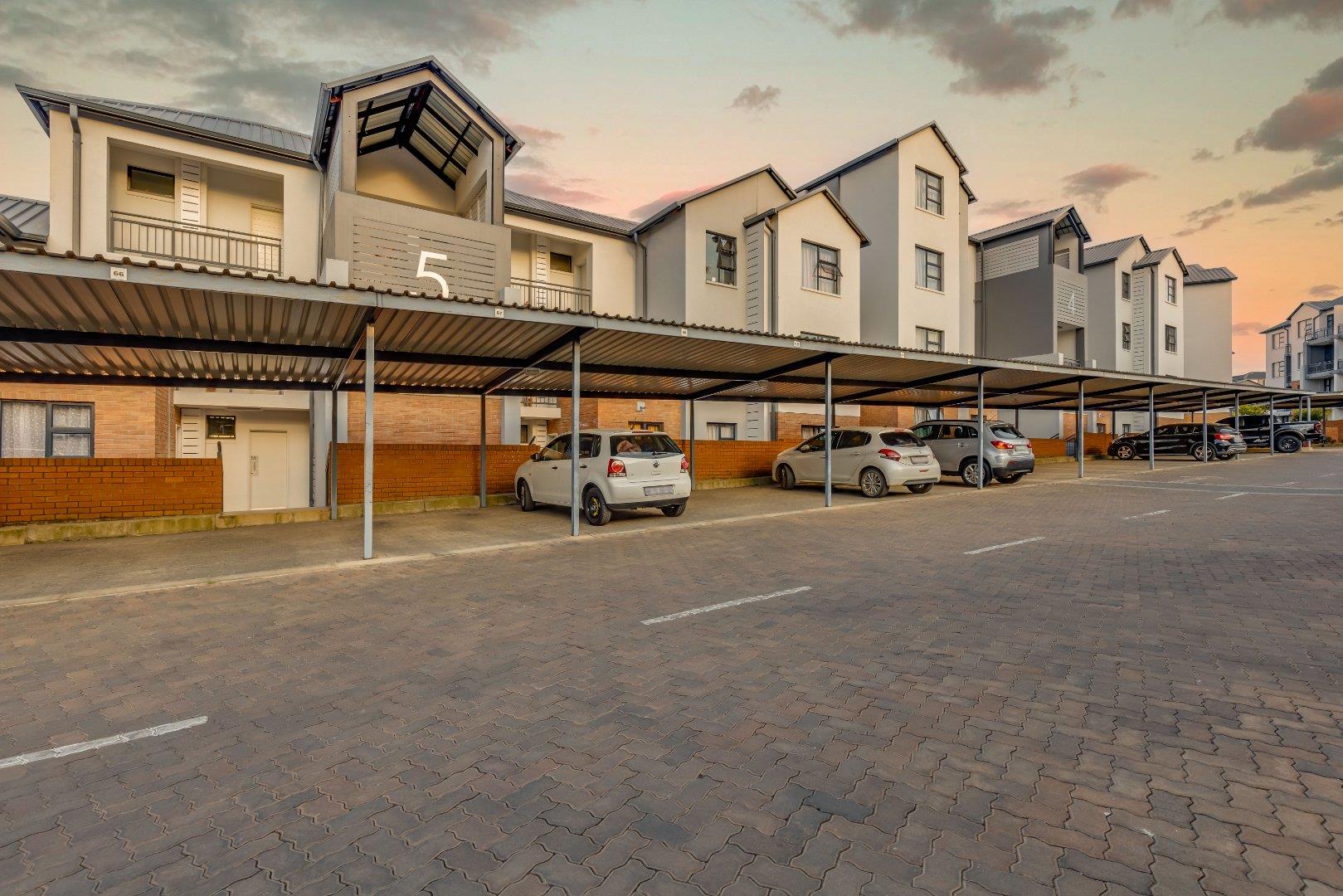 Lombardy Estate Property Property and houses for sale in Lombardy