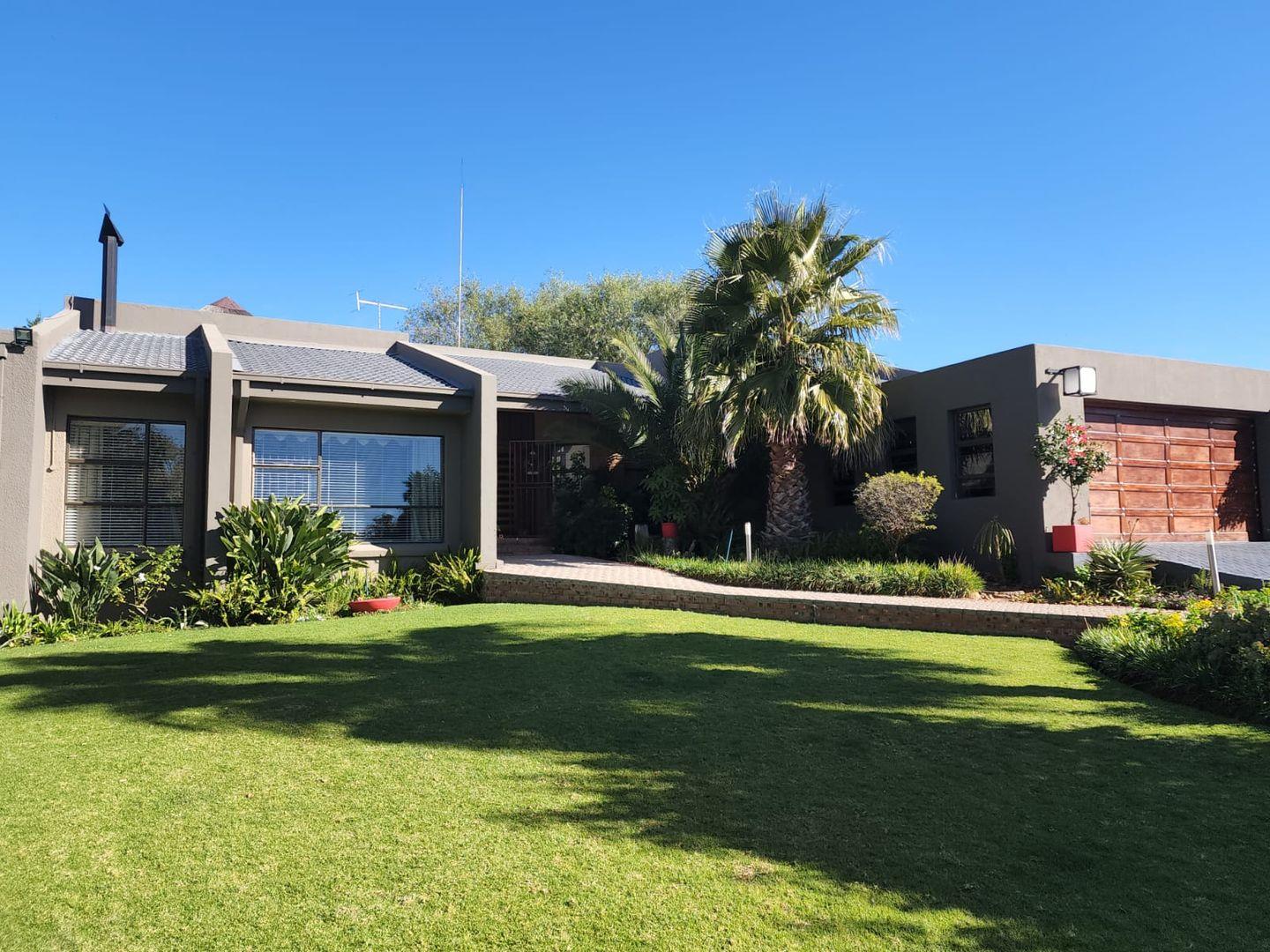 Heuwelsig, Bloemfontein Property Houses for sale in Heuwelsig, Bloemfontein