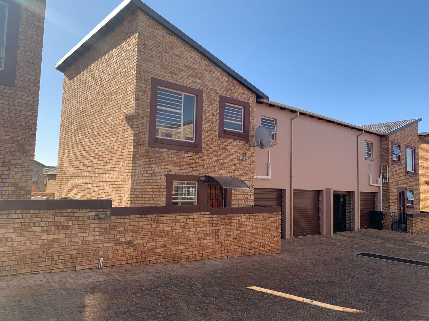 Townhouses to rent in Roodepoort Roodepoort Property