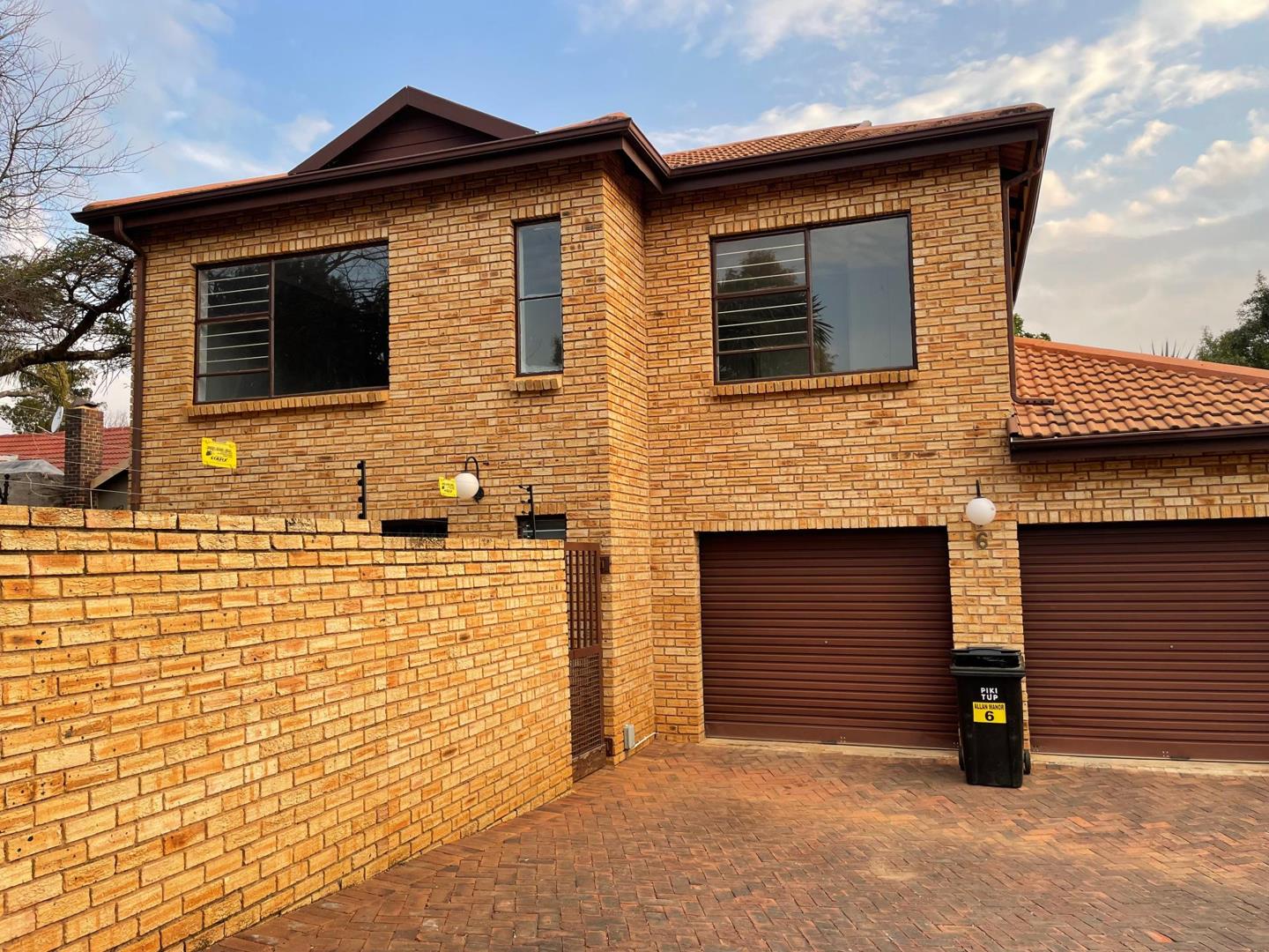 Allen's Nek Property Property and houses for sale in Allen's Nek