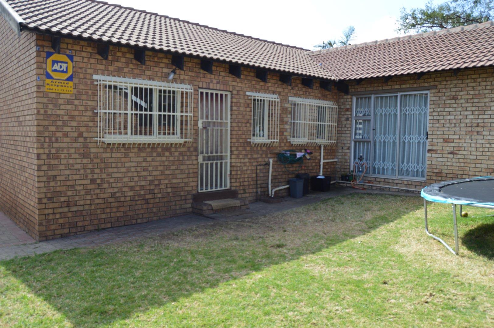 Witbank Ext 10 Property Property and houses for sale in Witbank Ext