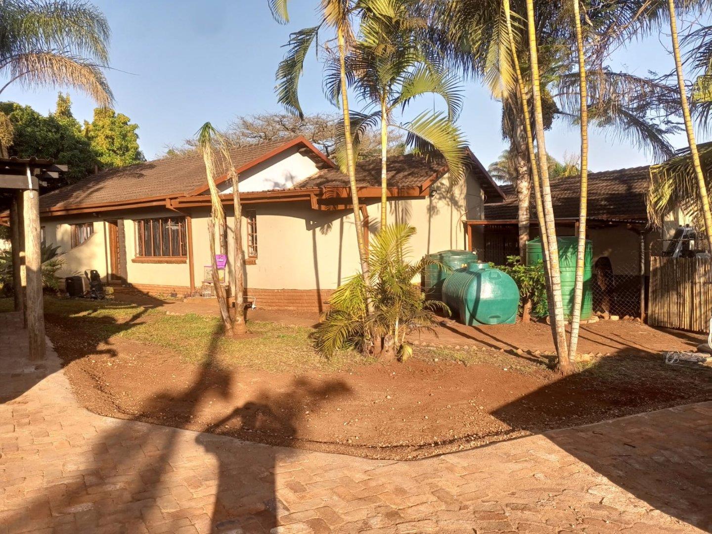 3 Bedroom House for sale in Louis Trichardt P24111568028