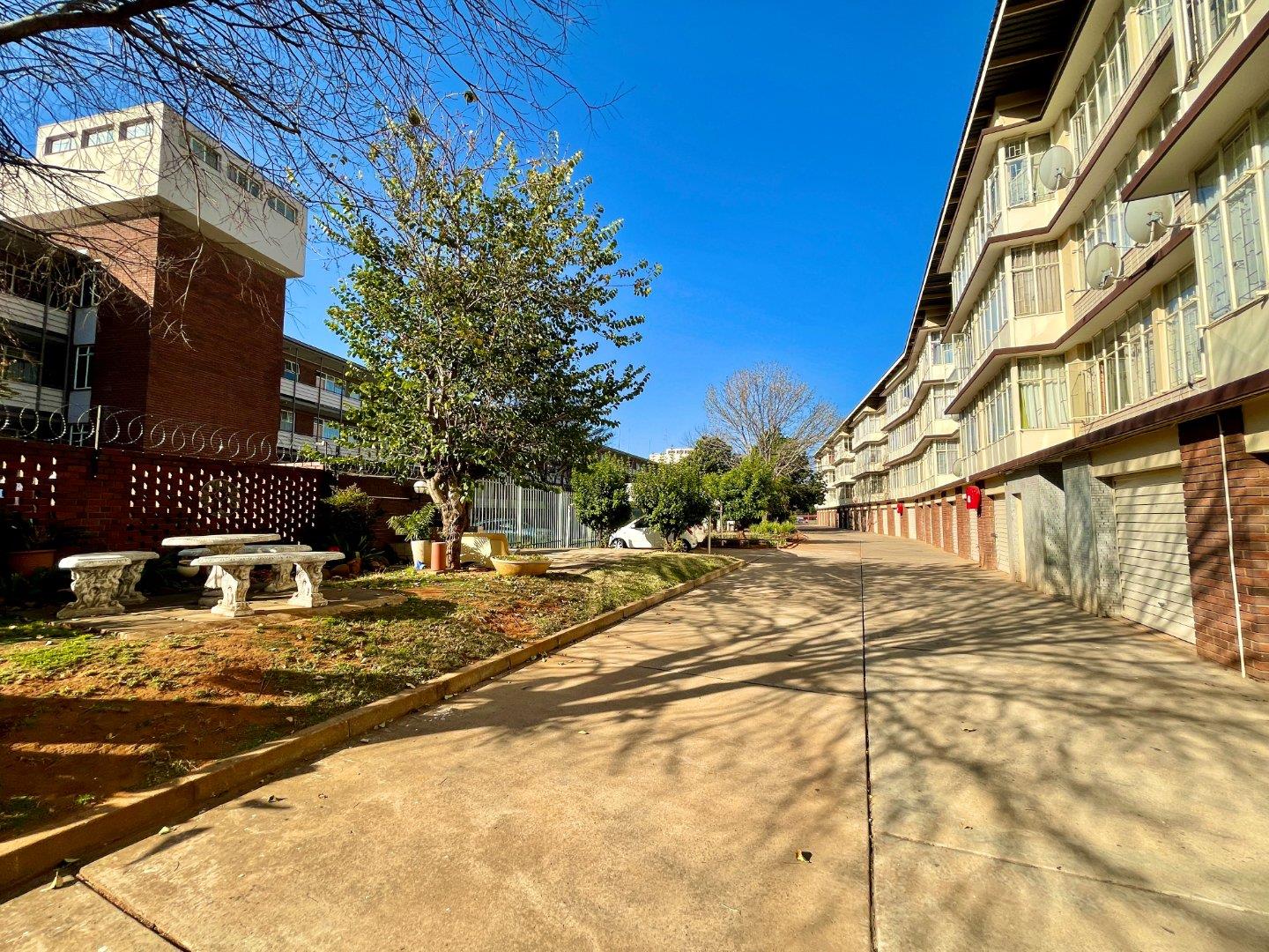 Queenswood Property Apartments / flats to rent in Queenswood