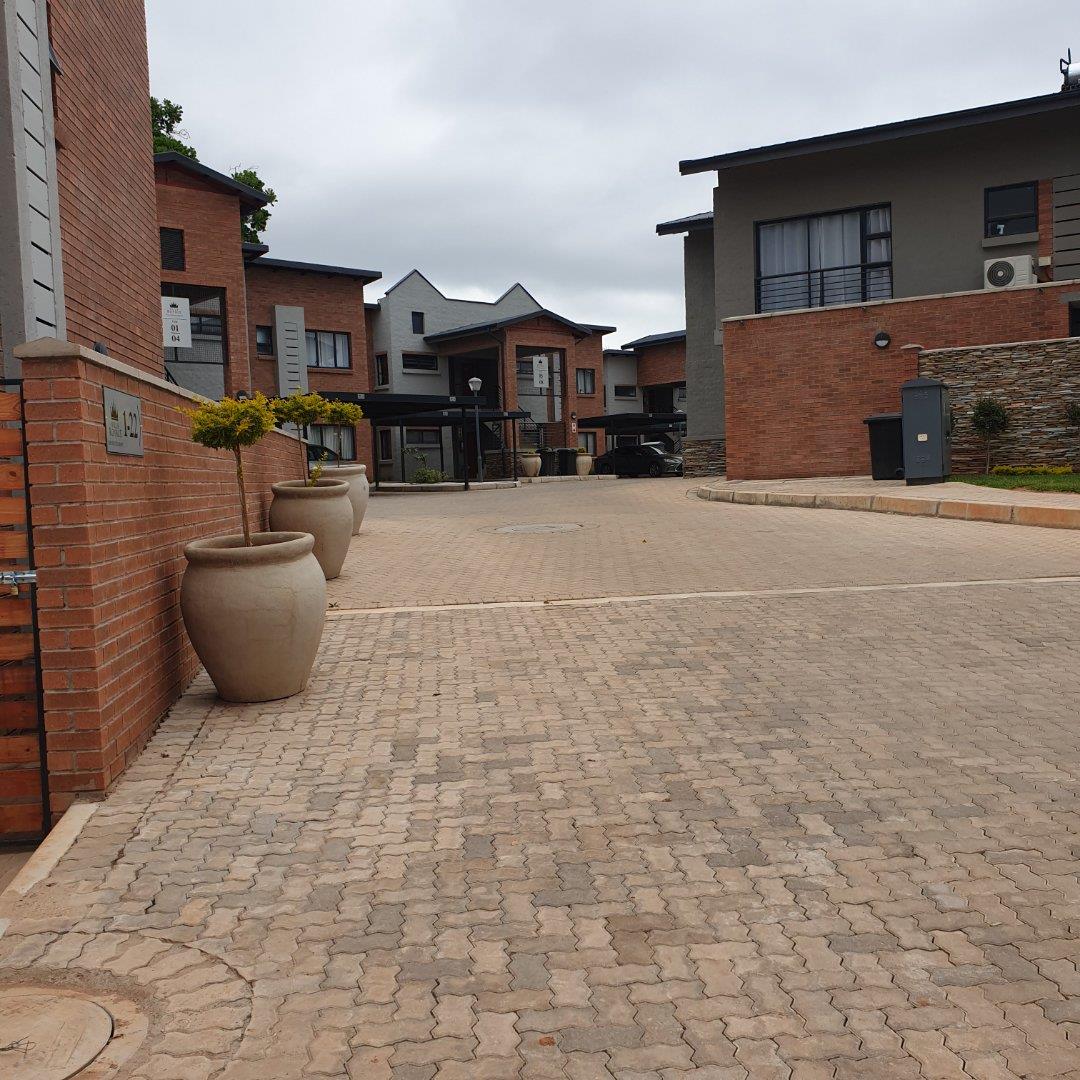 Golden Acres Estate Property Property and houses for sale in Golden