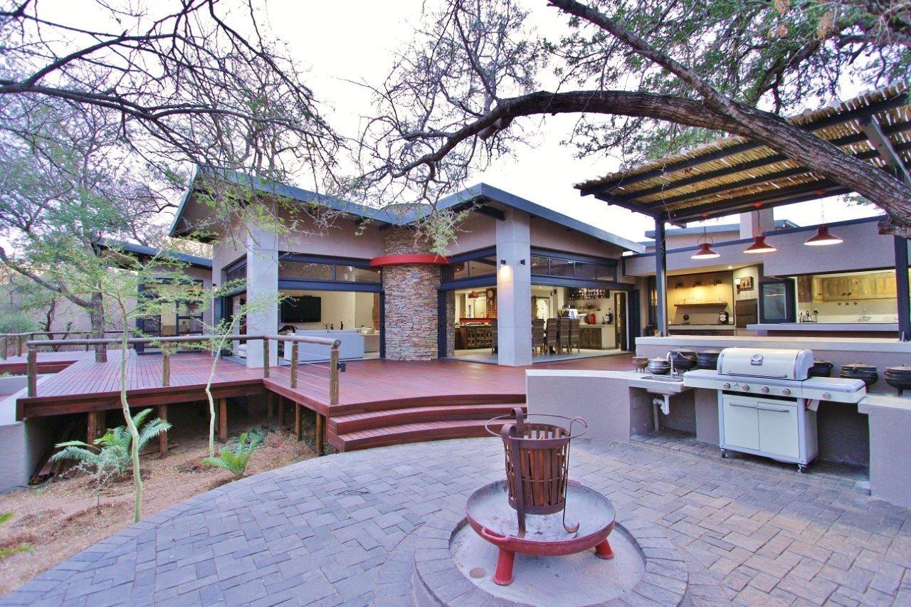 5 Bedroom House for sale in Leadwood Big Game Estate P24111575307