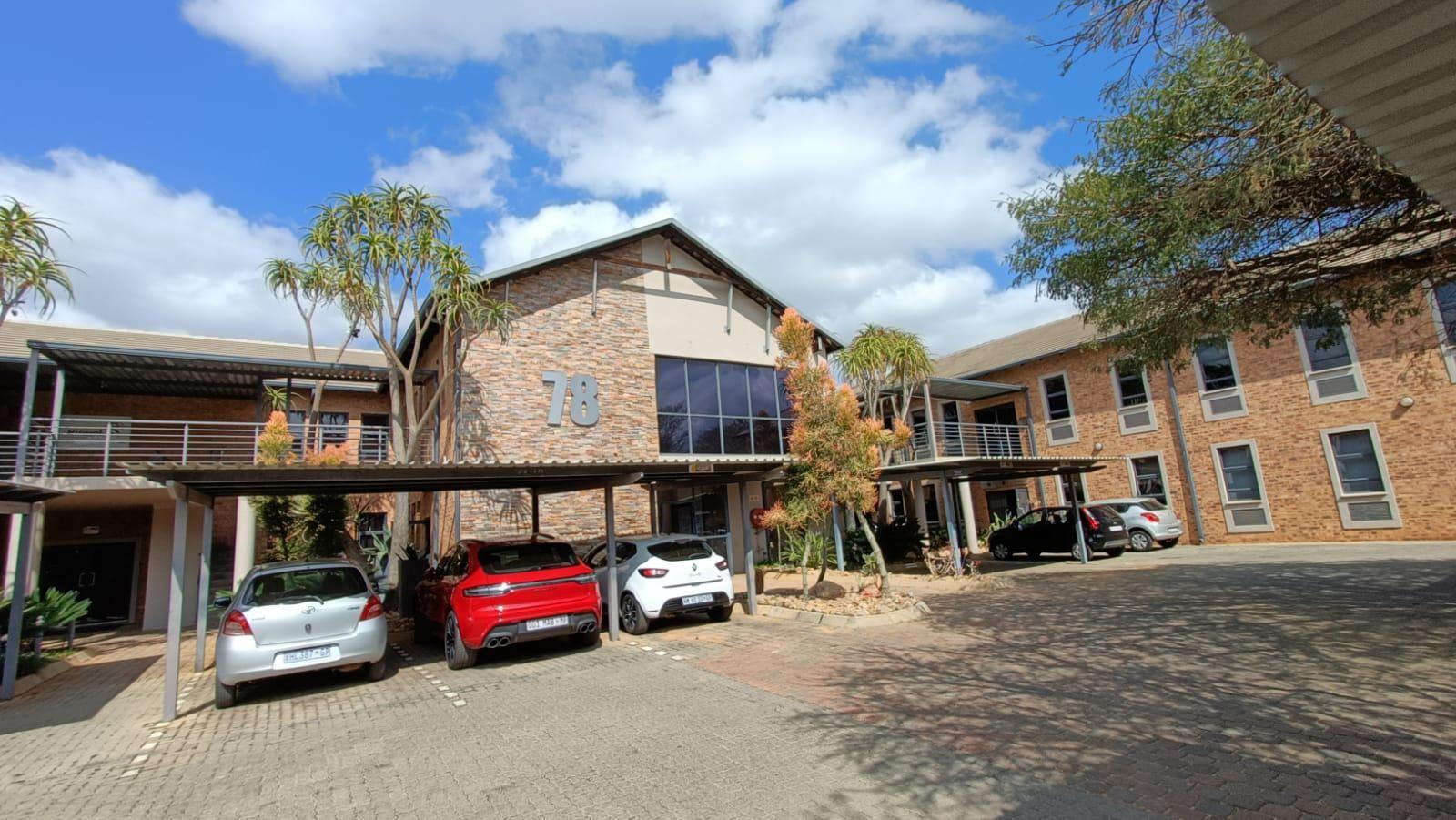 Silver Lakes Property Commercial property to rent in Silver Lakes