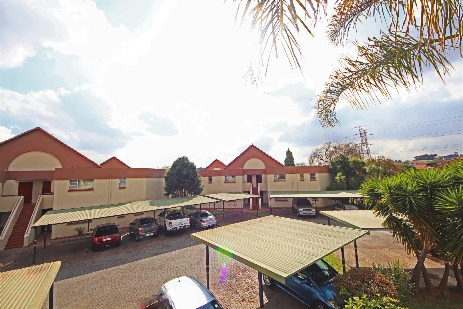 1 Bedroom Apartment / flat for sale in Bedfordview P24111505888