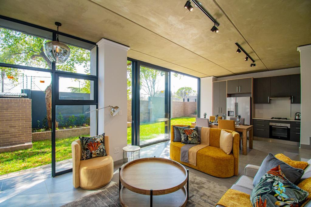 3 Bedroom Apartment / flat to rent in Menlo Park P24111588234