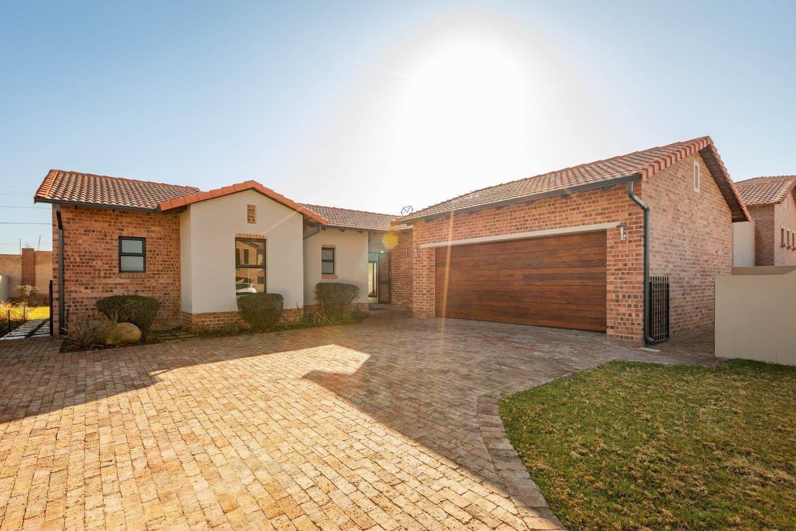 Avianto Estates Property Property and houses to rent in Avianto