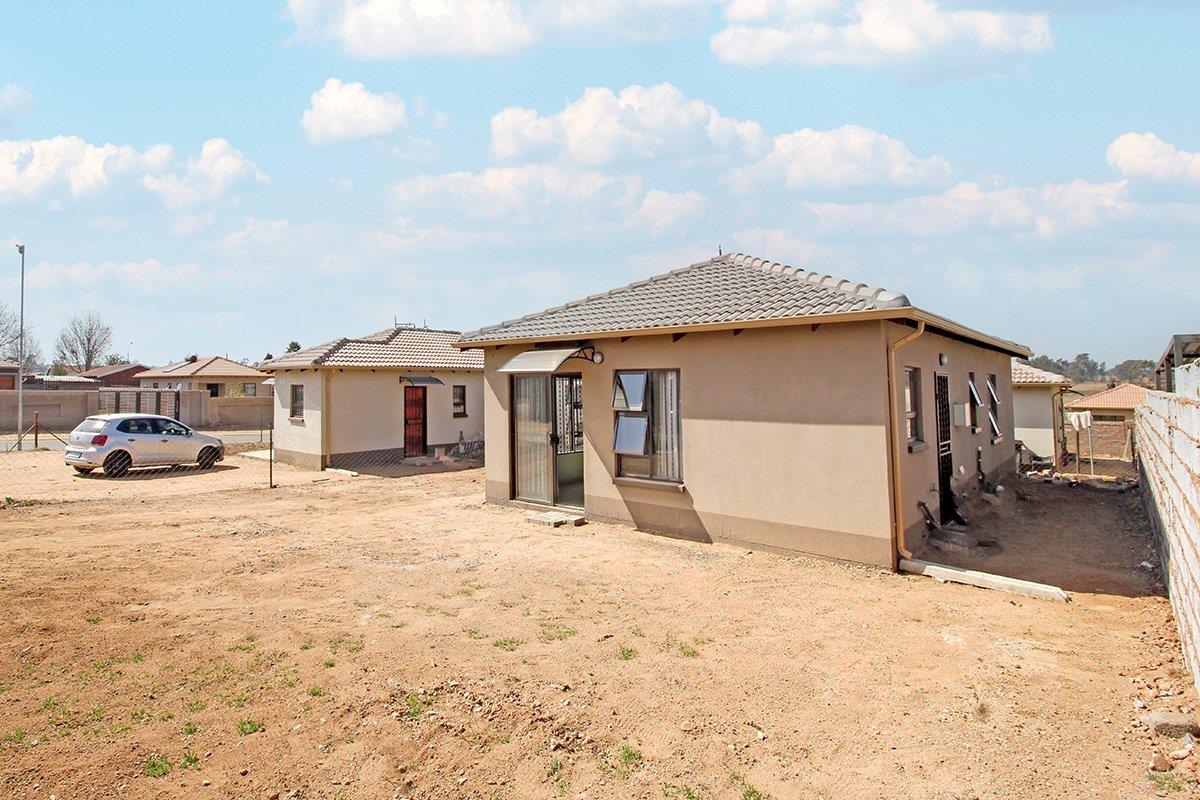 Delmore Park Property Property and houses for sale in Delmore Park