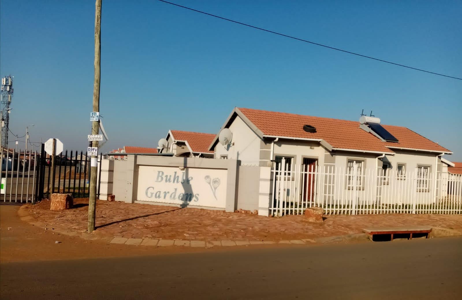 Buhle Park Property Property and houses for sale in Buhle Park