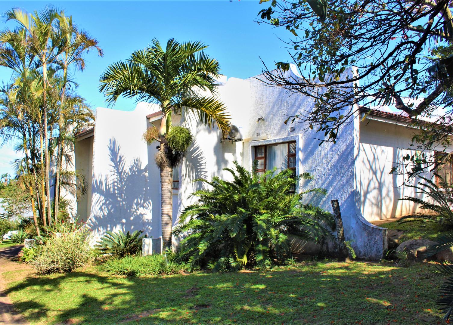 3 Bedroom House for sale in Glenmore 515 Charles Stuart Avenue P24111601447