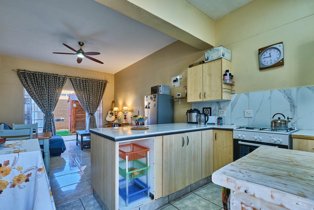 2 Bedroom Apartment / flat to rent in Richmond 8 Richmond Place, 14