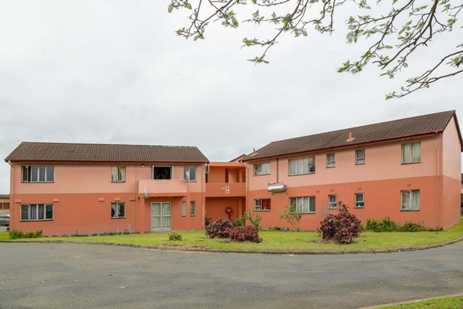 2 Bedroom Apartment / flat for sale in Brackenham P24114573685