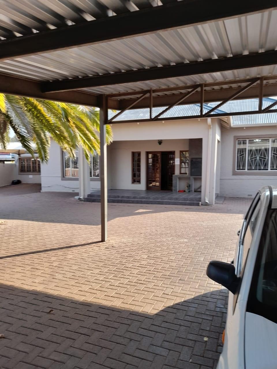 Commercial property to rent in Bloemfontein Bloemfontein Property