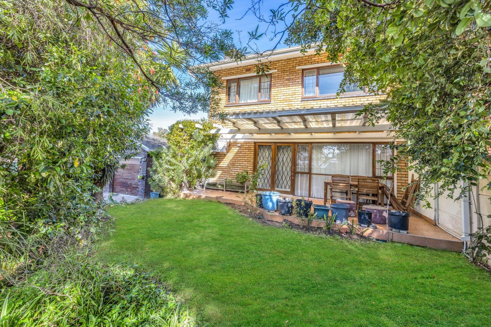 Kenilworth, Cape Town Property Townhouses for sale in Kenilworth