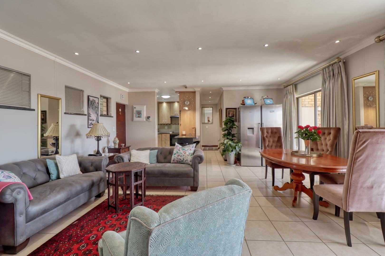 3 Bedroom Townhouse for sale in Brentwood Park P24111624491