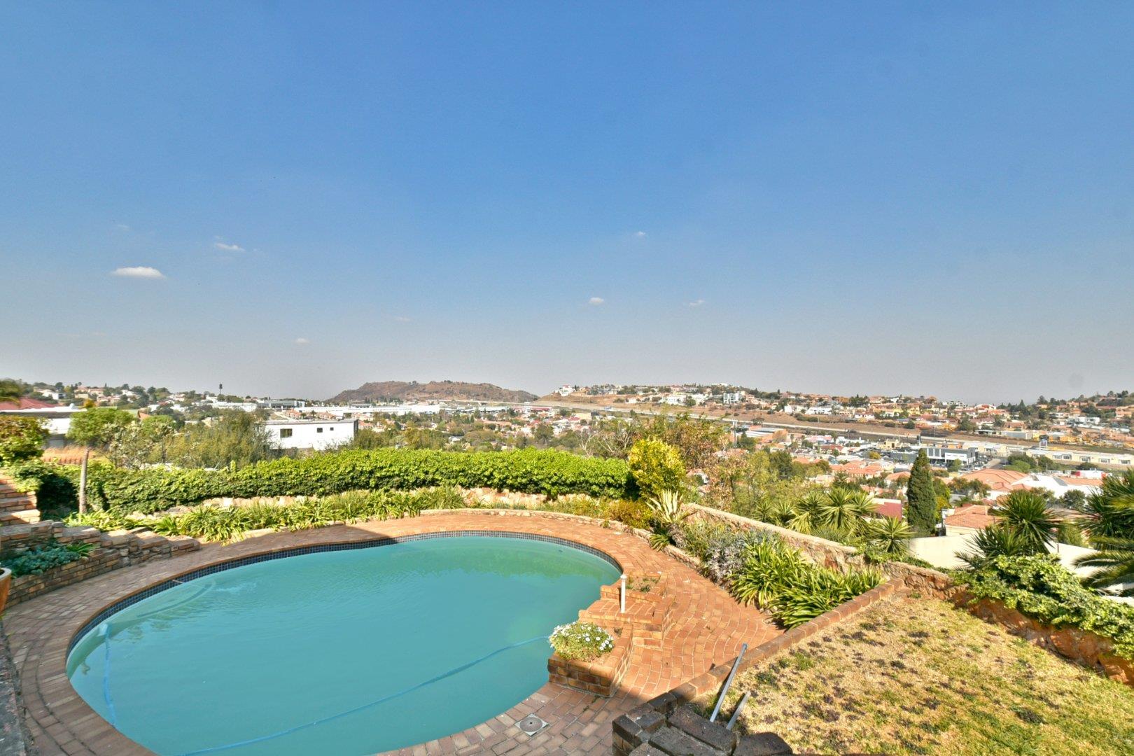 Oakdene, Johannesburg Property Property and houses for sale in