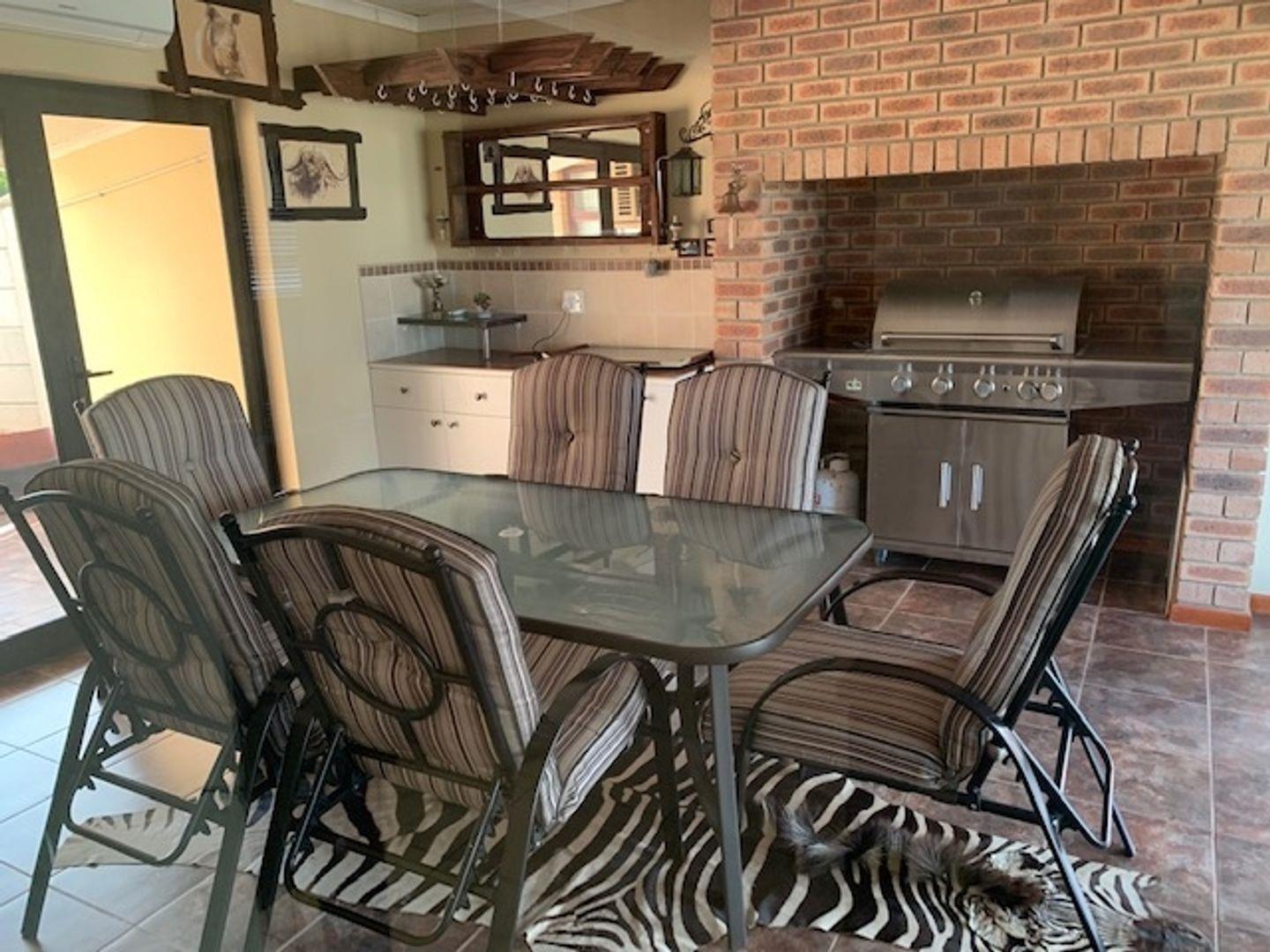 Wavecrest, Jeffreys Bay Property Property and houses to rent in