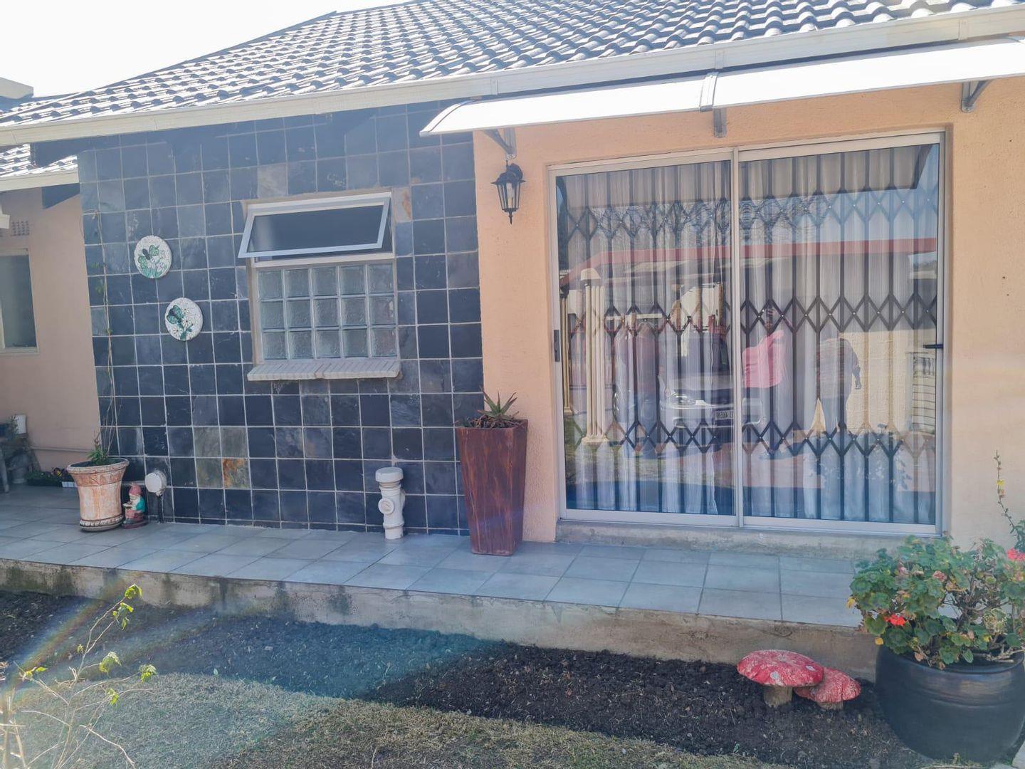 3 Bedroom House for sale in Kinross P24111643362