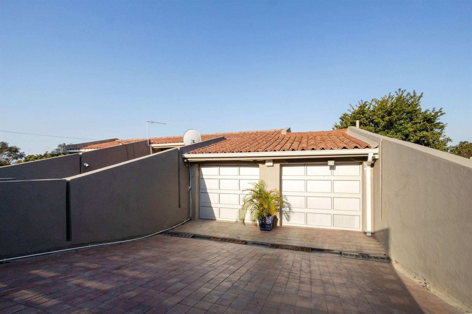 6 Bedroom House for sale in Westville P24111648534