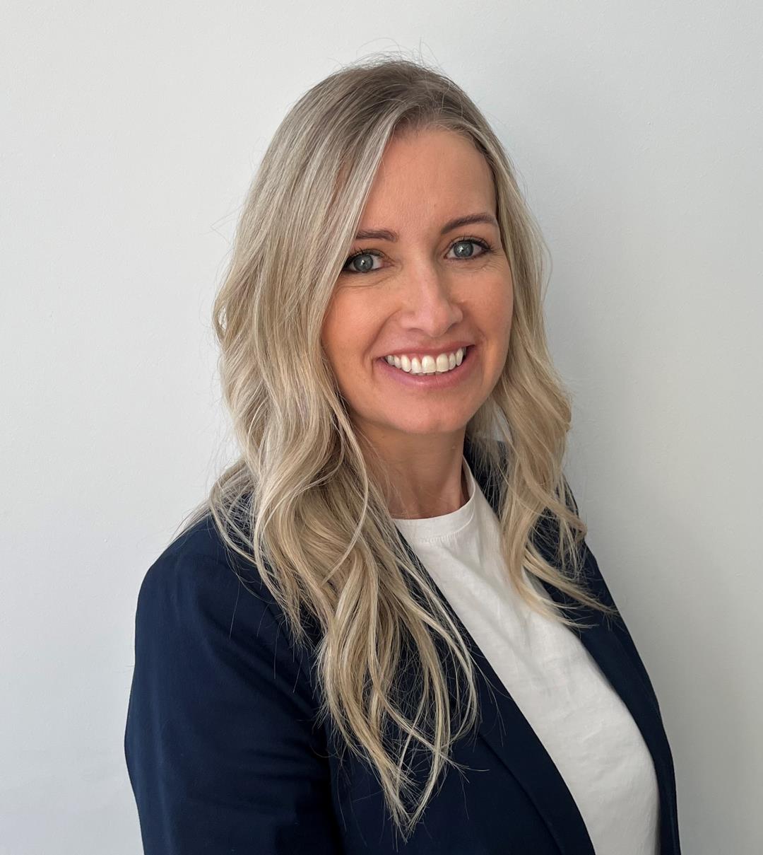 Agent profile for Yolande van der Merwe