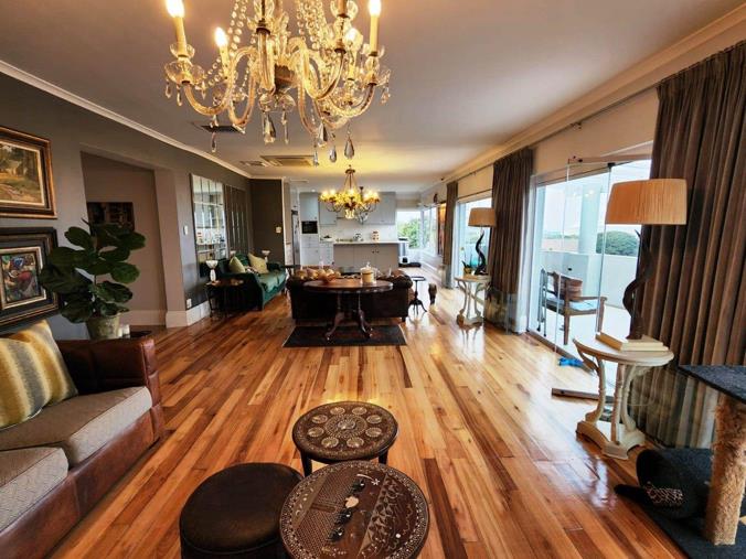 4 Bedroom Townhouse for Sale in Windermere