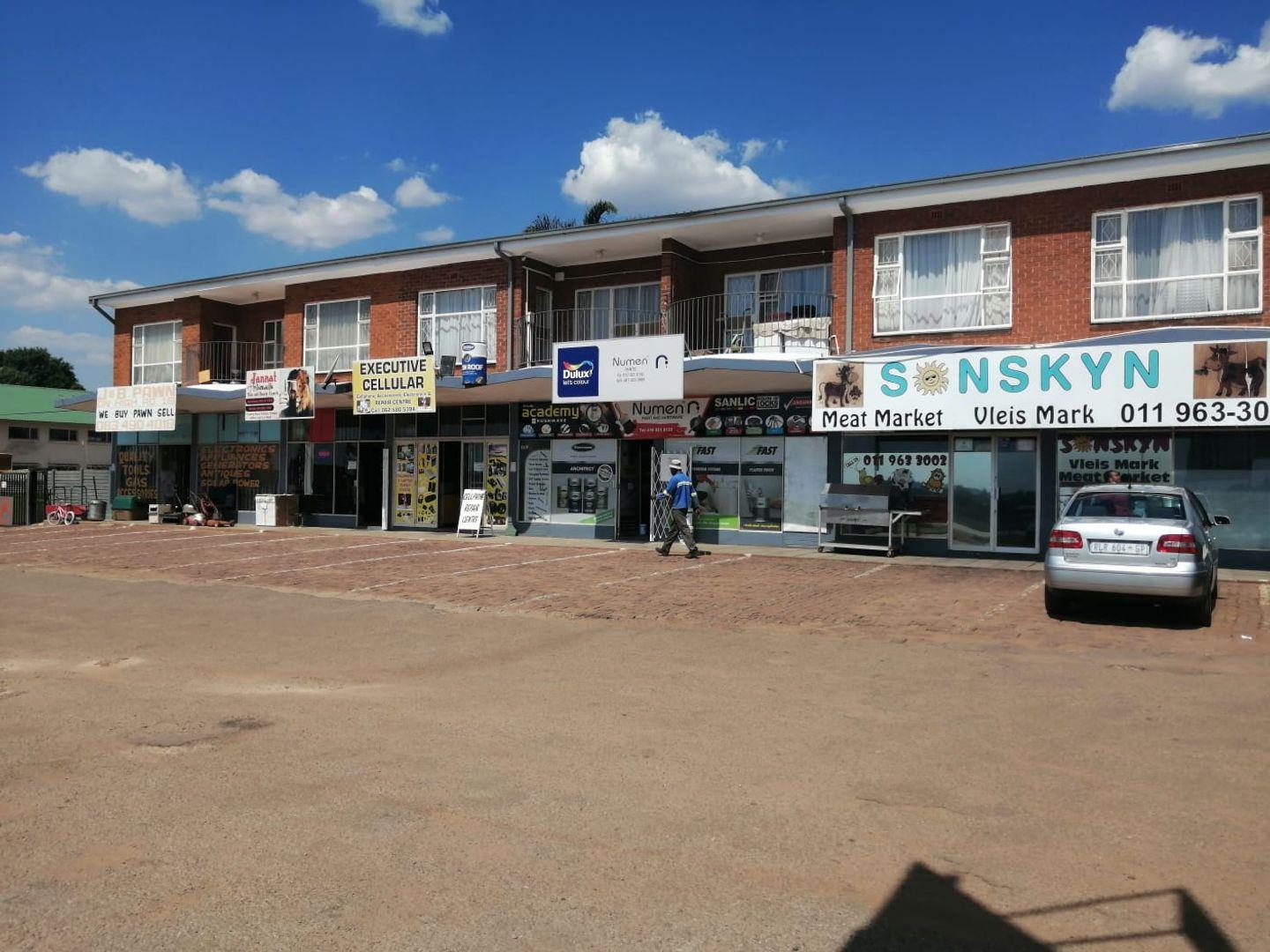 Commercial property for sale in Pomona 19 Rietfontein Road P24