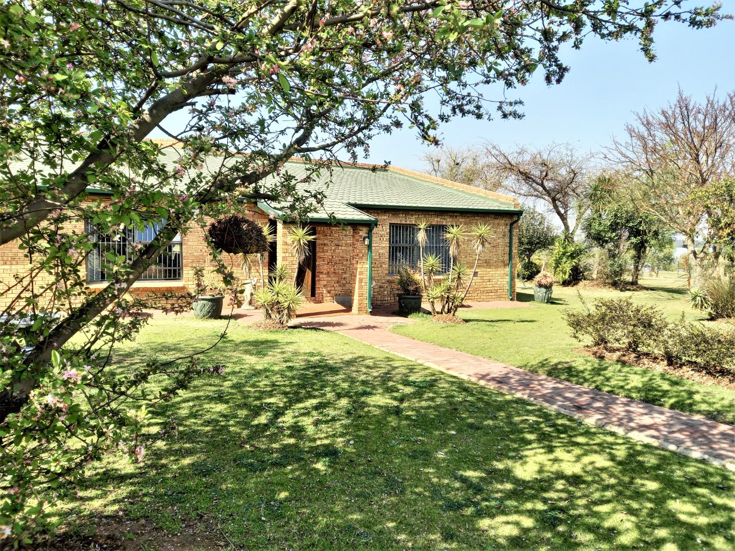 4 Bedroom House for sale in Vaal Marina 114 Ring Road P24111675352