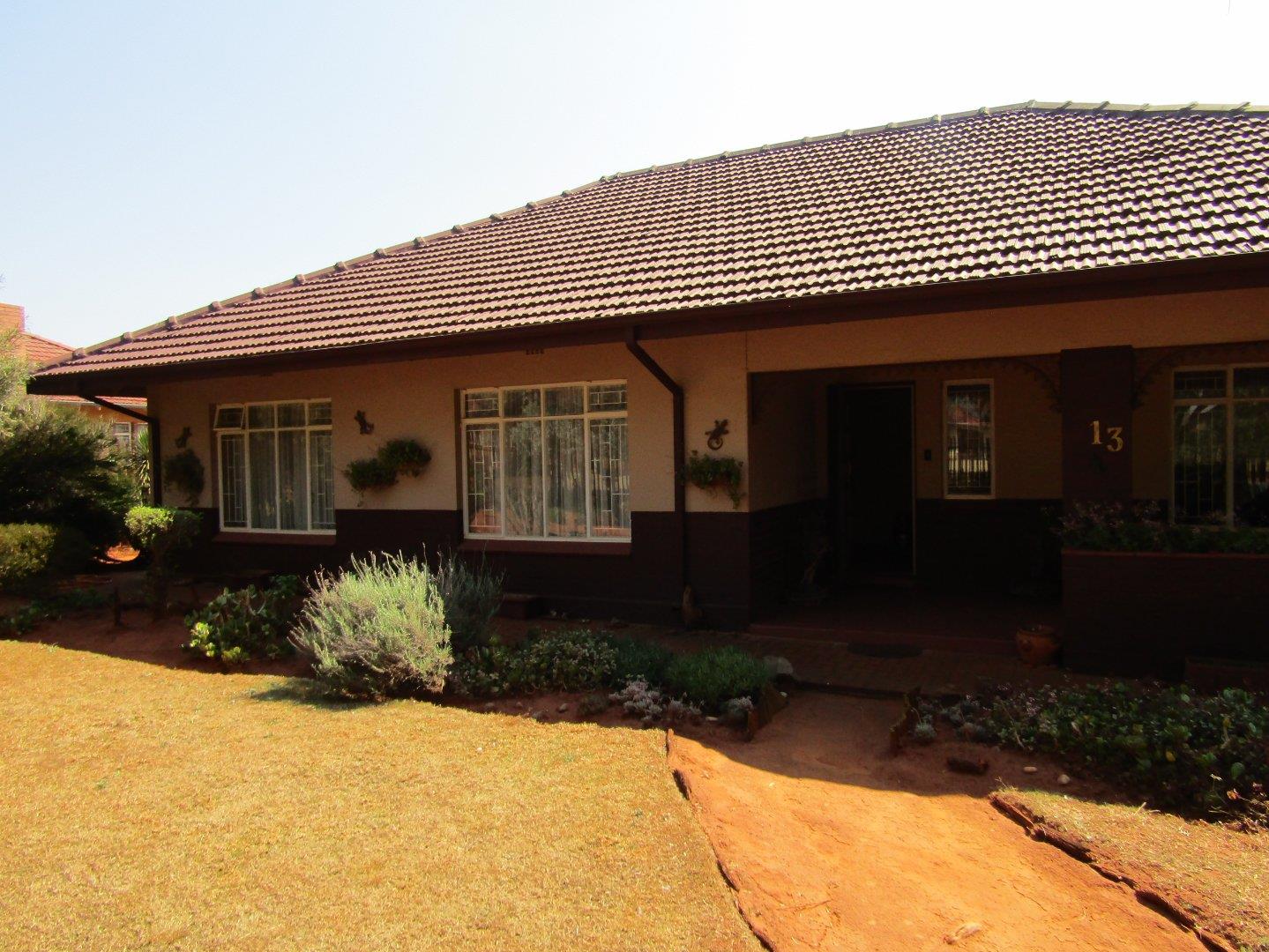 Carletonville Central Property Property and houses for sale in