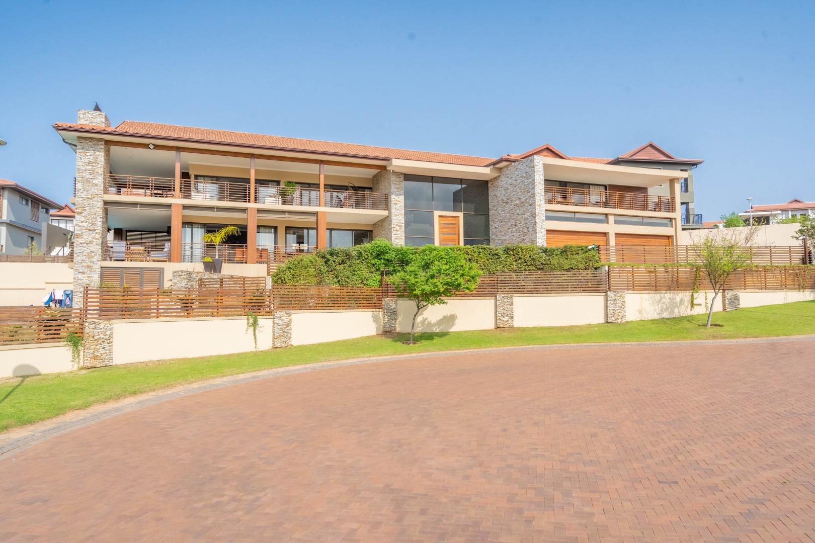 5 Bedroom House for sale in Izinga Estate 4 Ilitha Close P24111689372