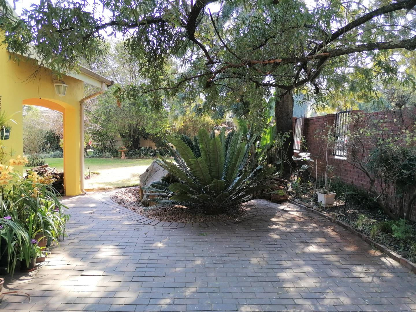 Eden Glen, Edenvale Property Houses for sale in Eden Glen, Edenvale