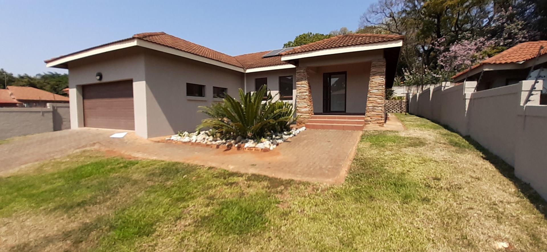 3 Bedroom House for sale in Aquapark P24113419053