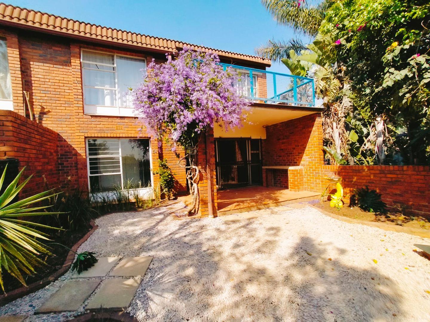 Windsor East Property Property and houses for sale in Windsor East Page 7