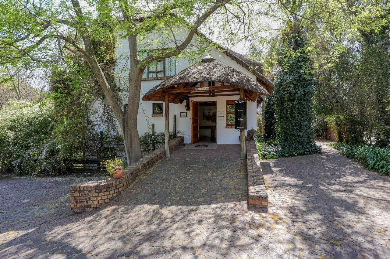 Commercial property to rent in North Riding P24114027218