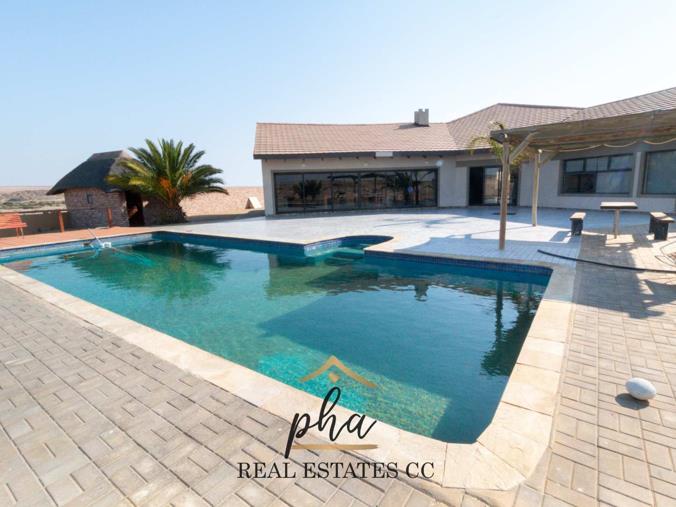 Farm for Sale in River Plots