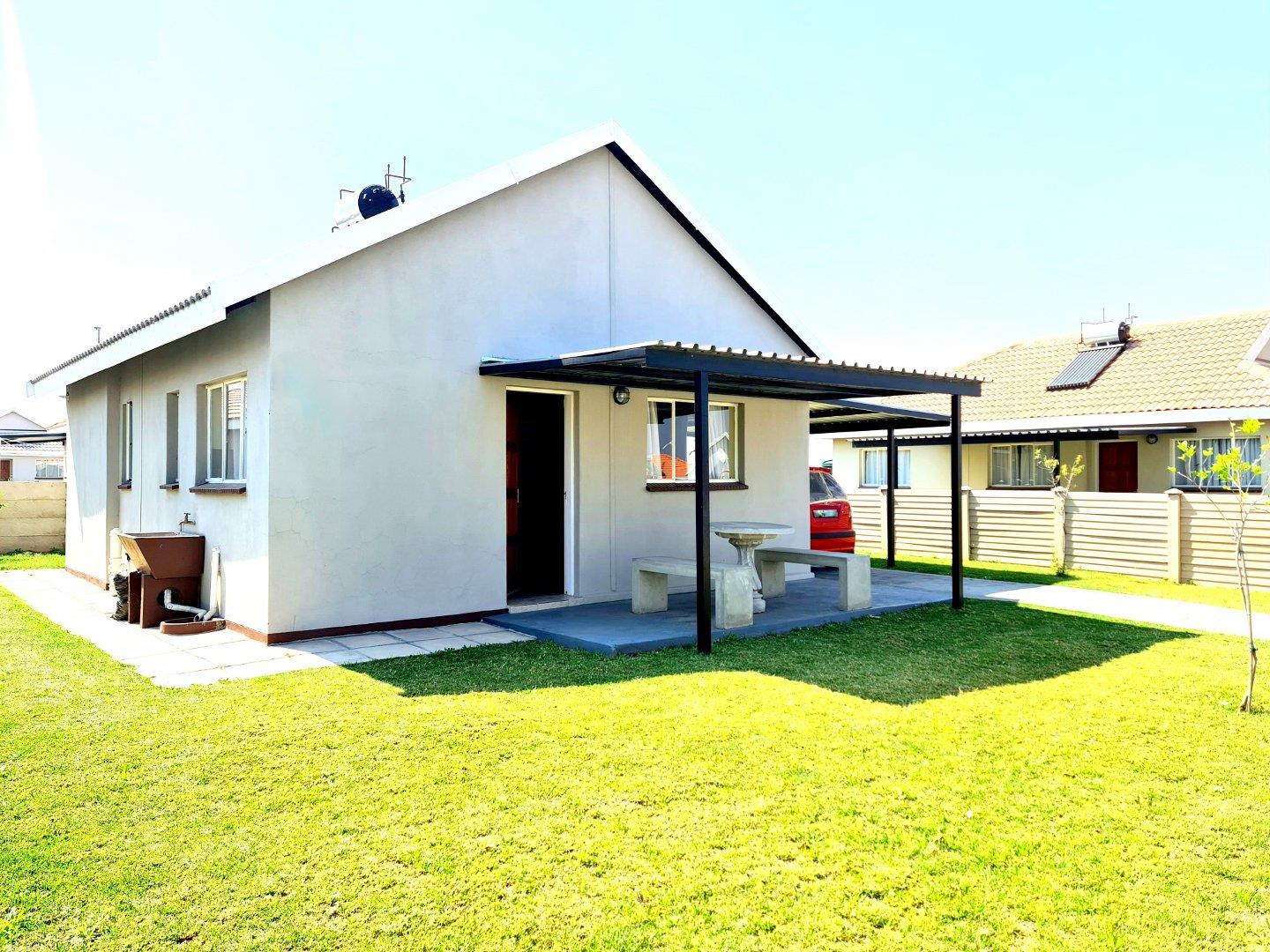 2 Bedroom House for sale in Freedom Park A P24111717475