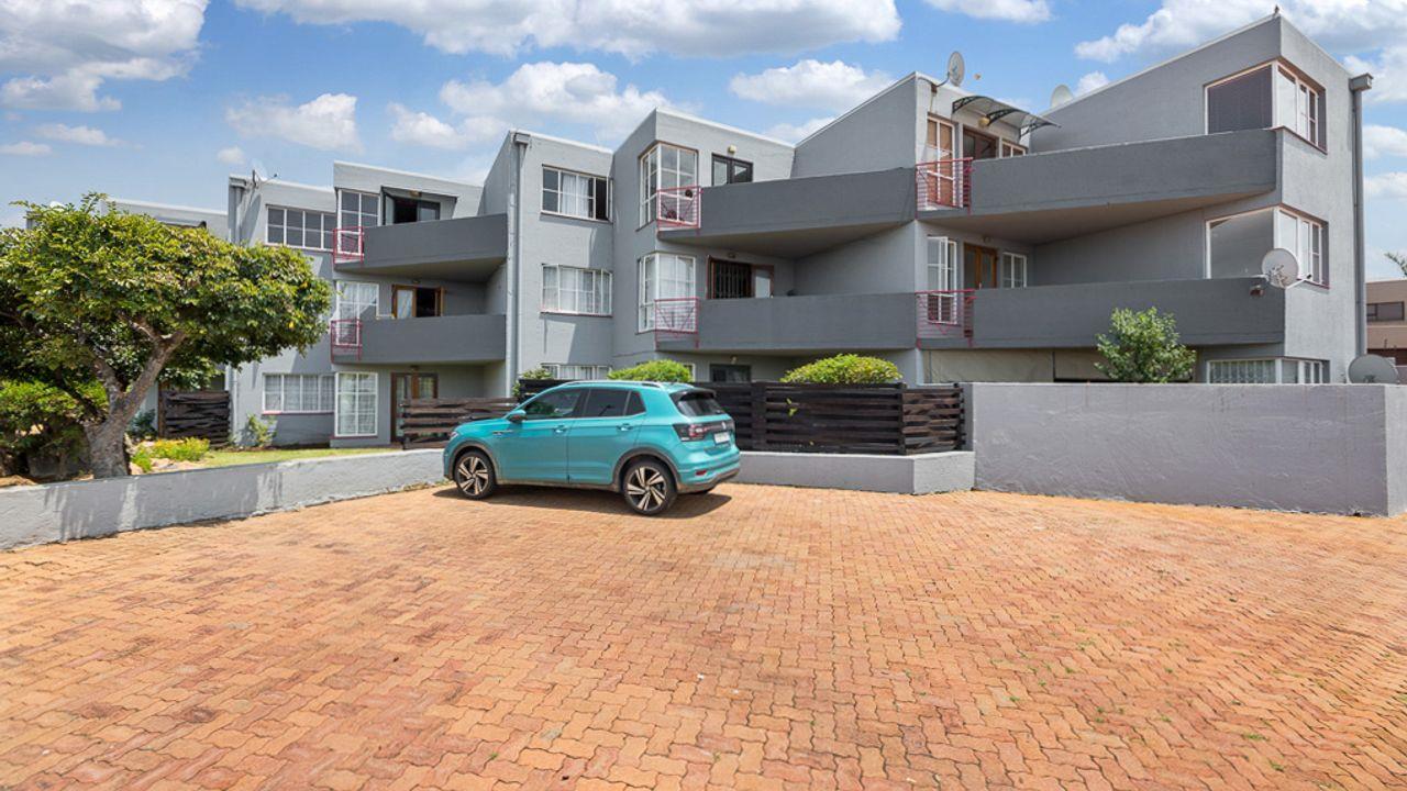 2 Bedroom Townhouse for sale in Ridgeway 5 Jansje Street P24111721982