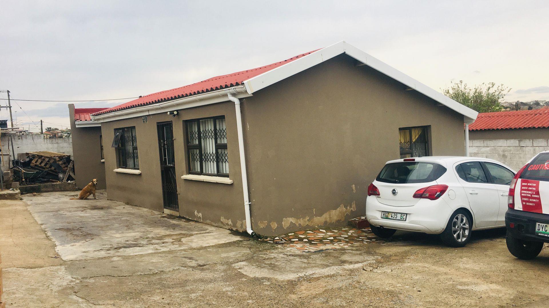 2 Bedroom House for sale in Mdantsane P24110431541