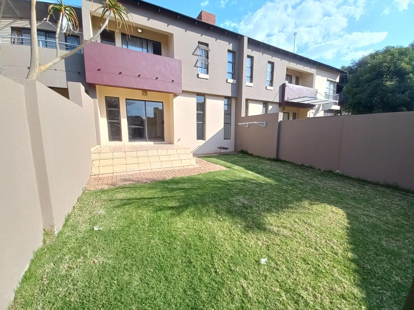 2 Bedroom Apartment / flat to rent in Thornhill P24114200842