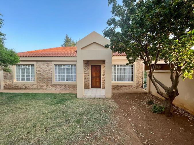 3 Bedroom House for Sale in Baillie Park
