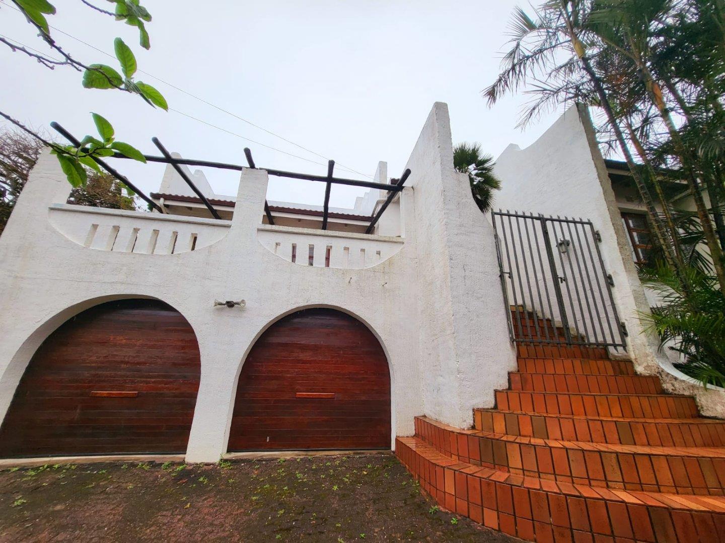 4 Bedroom House for sale in Glenmore P24111743146