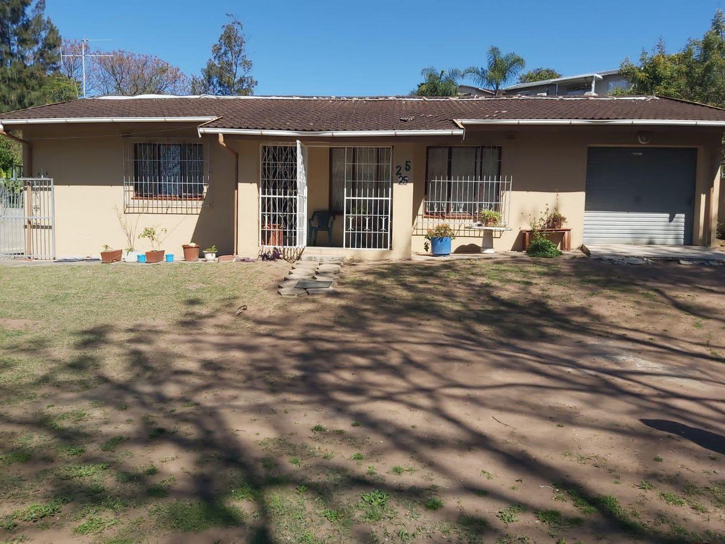 3 Bedroom House for sale in Shallcross P24109075351