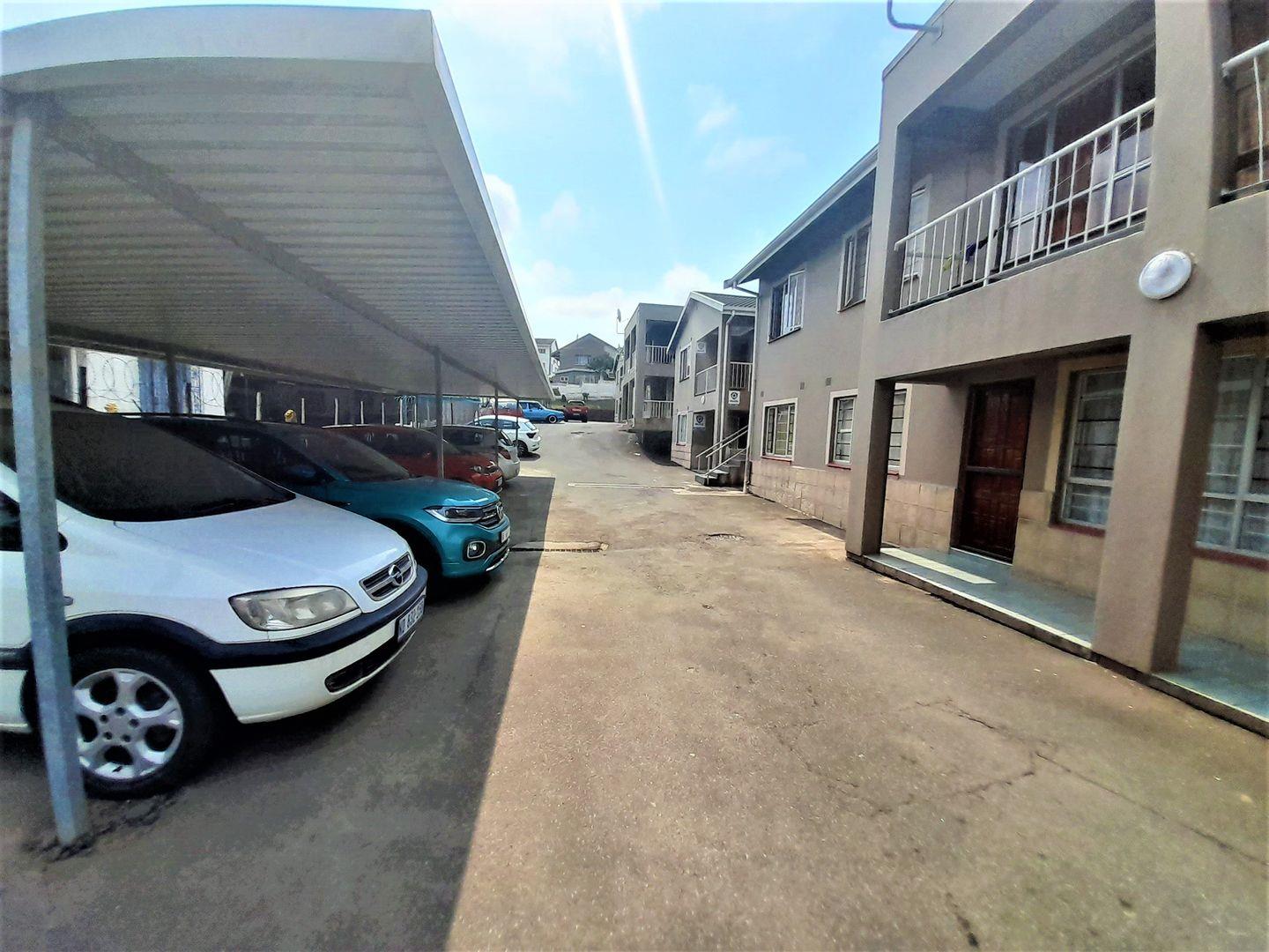 20 Bedroom Apartment / flat for sale in Umhlatuzana P24111758008