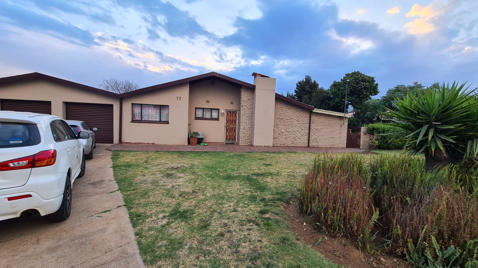 3 Bedroom House for sale in Bonaero Park 11 Ohare Avenue P24111762744
