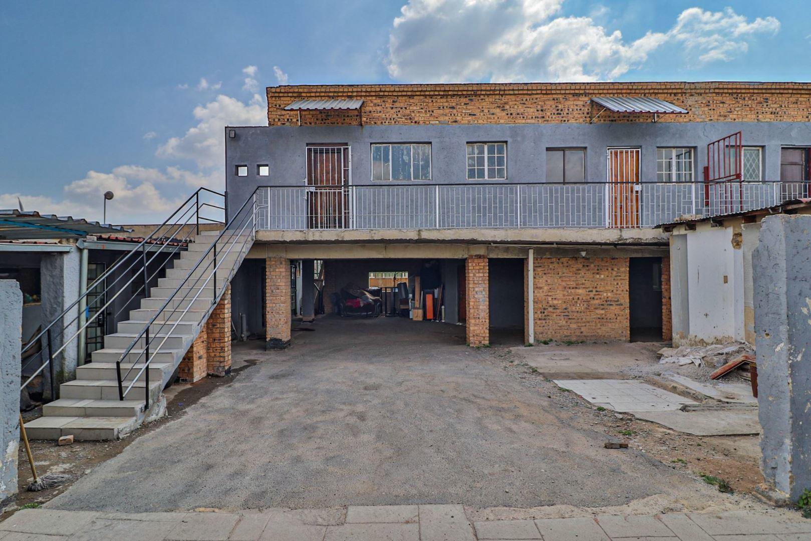 Commercial property for sale in Regents Park 11 Rosetta Street P24