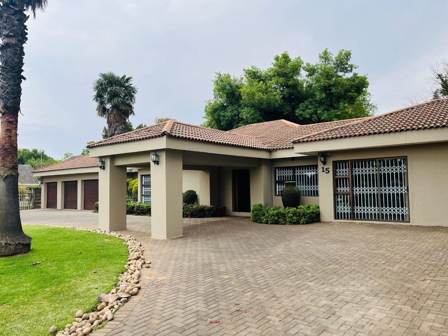 3 Bedroom House for sale in Three Rivers P24111763715