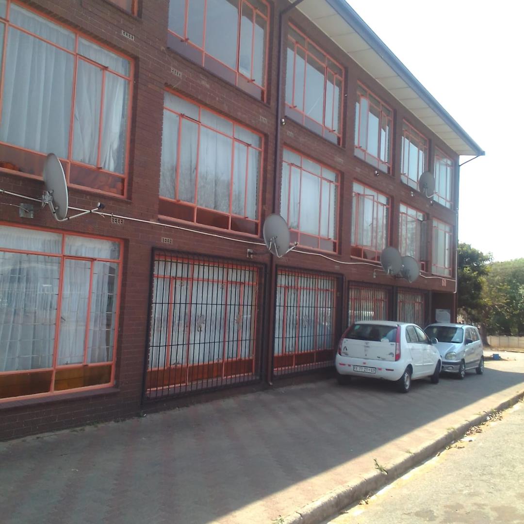 2 Bedroom Apartment / flat for sale in Elsburg P24111766011